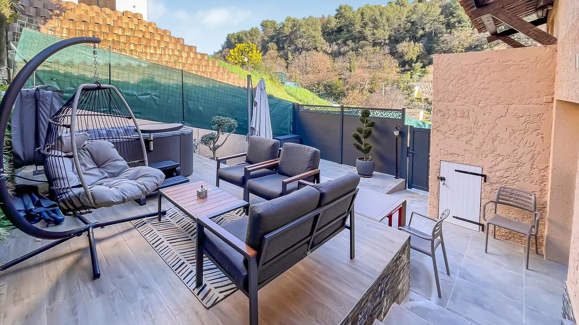 Apartament El Paradiso Cagnes-sur-Mer 0*,  Francja